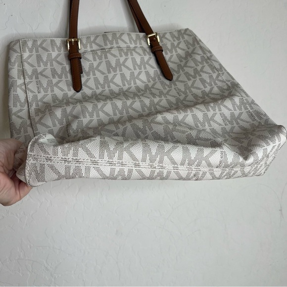 Michael Kors Jet Set Travel Large Tote Signature Logo Vanilla - Picture 6 of 10